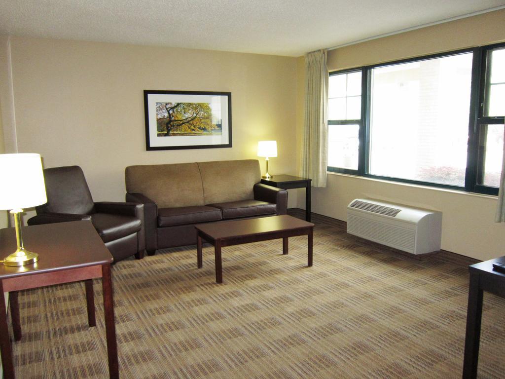 Extended Stay America Suites - Fishkill - Westage Center Экстерьер фото